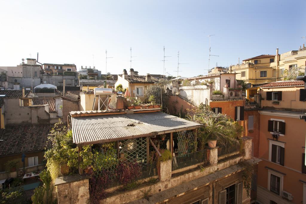 Appartement House Paganica à Rome Chambre photo